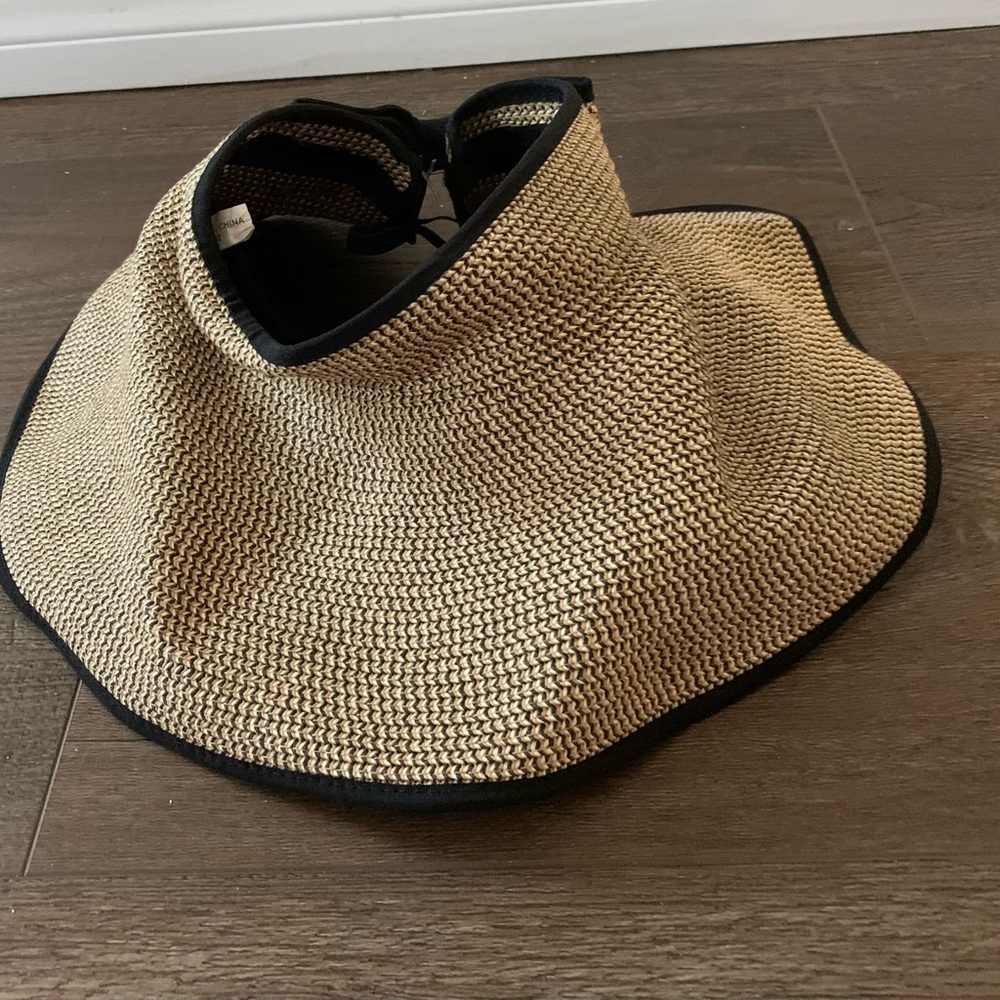 Visor - Picture 2 of 5